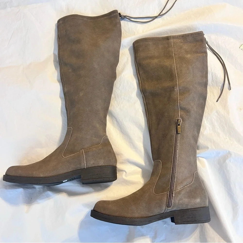 Adam Tucker by Mee Too Kody Acorn Suede Womens Knee High Boots Taupe Size 9.5